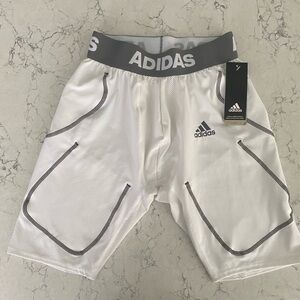 NWT Adidas Men’s Practice 6 pocket girdle white size medium